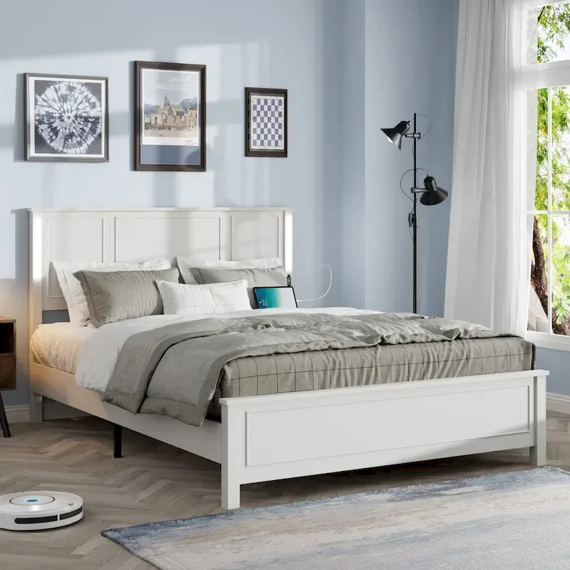 Letto a piattaforma Queen Size con testiera in legno, illuminazione a LED e porte di ricarica USB