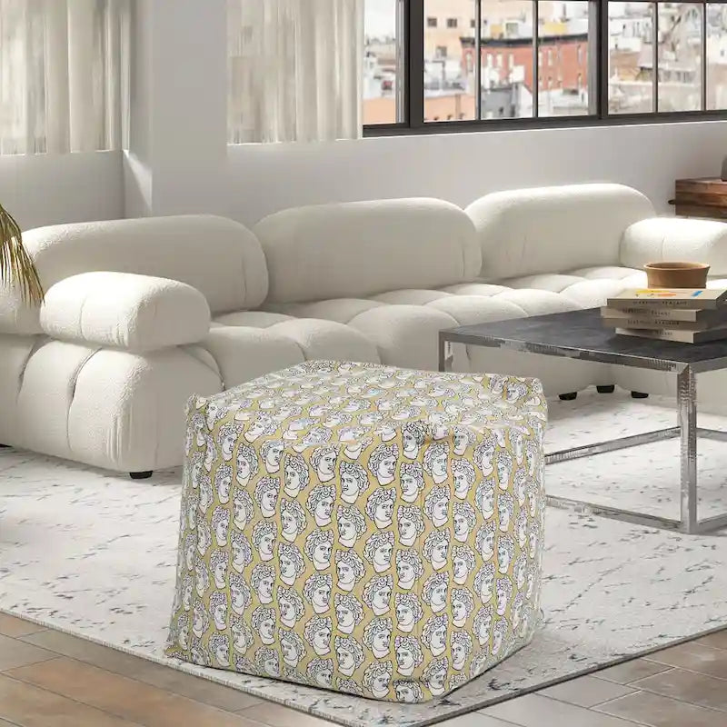 Pouf poggiapiedi cubo ricamato da 23" con imbottitura in microsfere