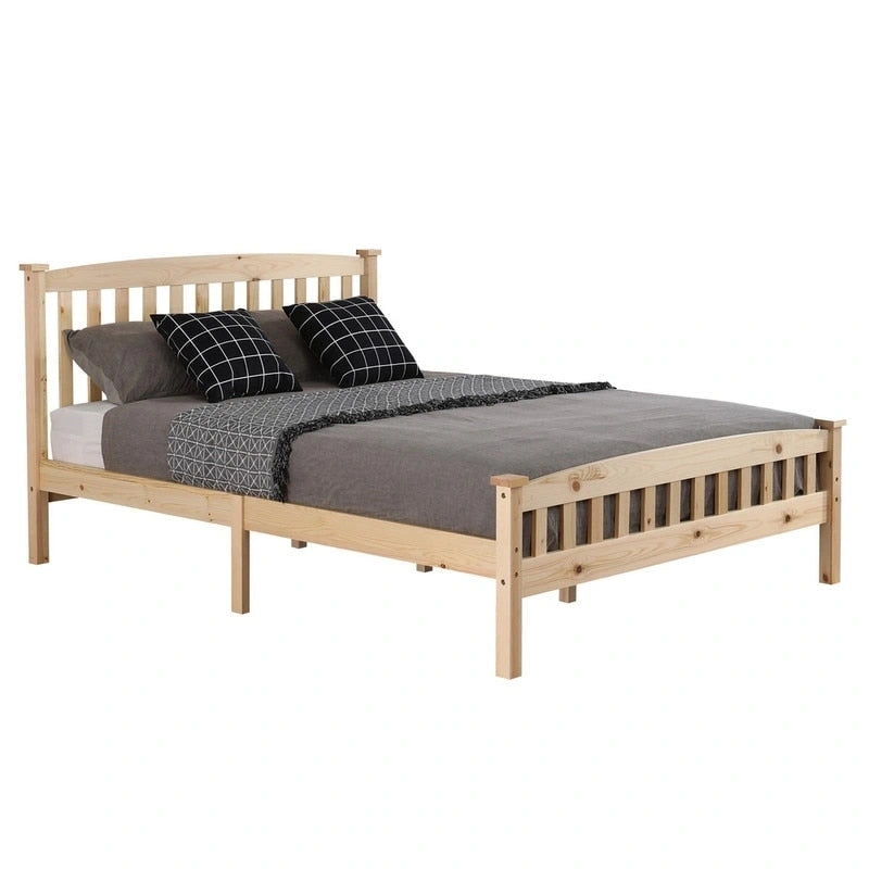 Letto a piattaforma in legno con testiera
