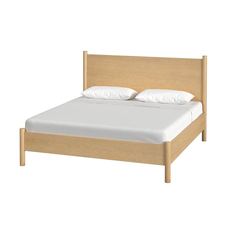 Letto a piattaforma con gambe arrotondate